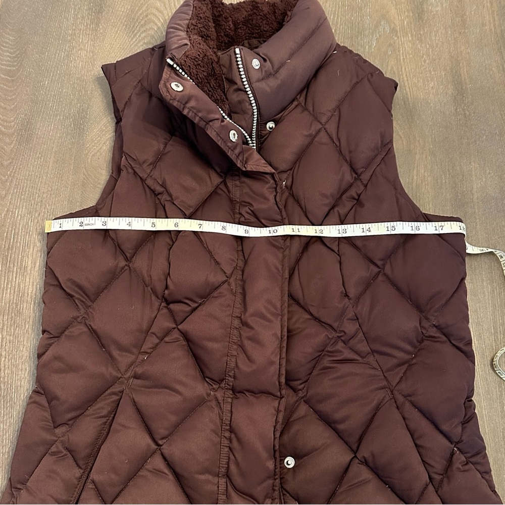 Eddie Bauer Puffer Vest Goose Down Maroon EB650‎ Size Medium Zip - Picture 6 of 7